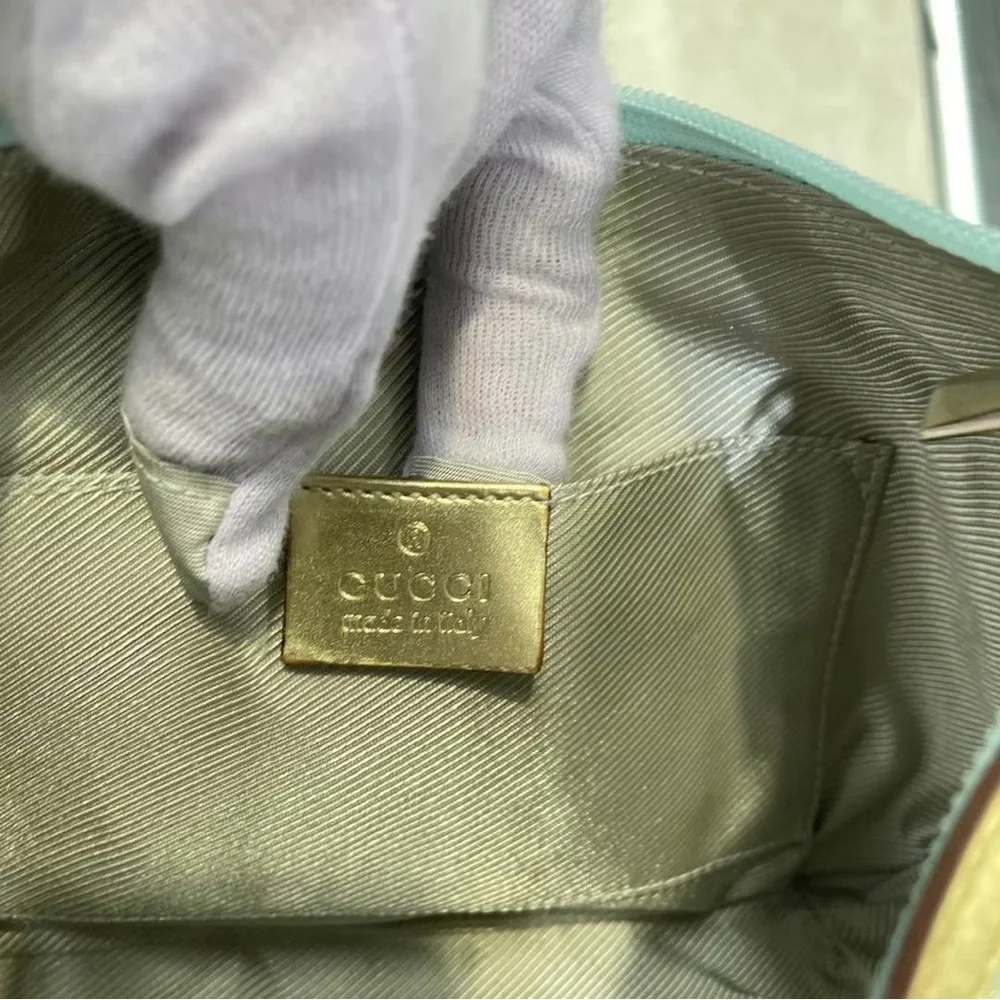 Authentic‼️Vintage Gucci bag 🤩 Tiffany blue - Picture 13 of 17